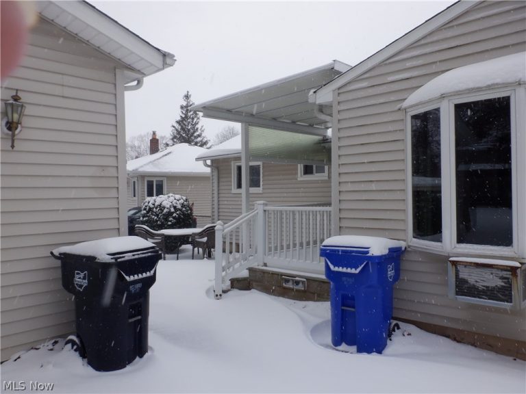 6103 Westbrook Drive, Brook Park, OH - Photo 6