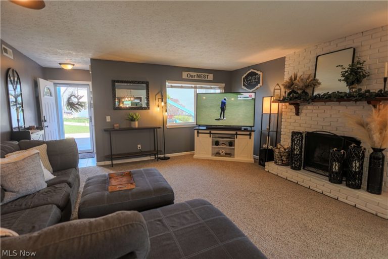 9040 Portage Pointe Drive #B, Streetsboro, OH - Photo 2