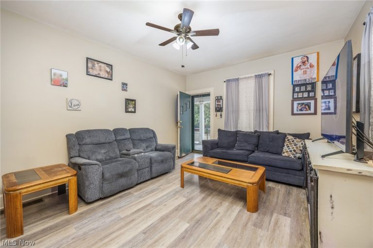 207 Kenwood Street, Marietta, OH - Photo 6