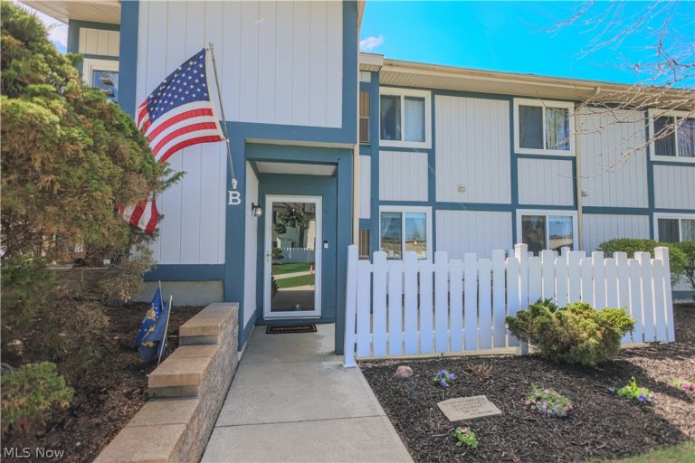 9040 Portage Pointe Drive #B, Streetsboro, OH, 44241