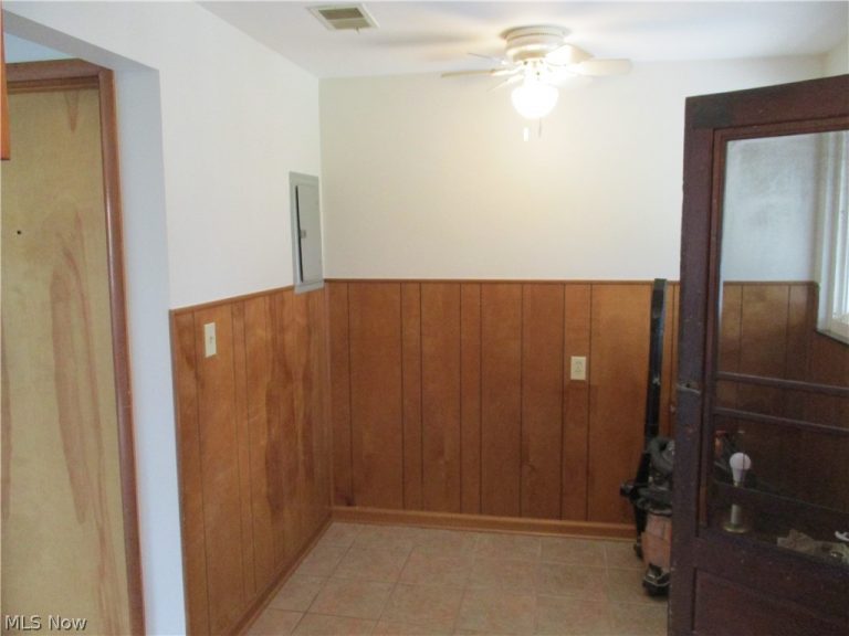 2940 6th Street #4, Cuyahoga Falls, OH - Photo 6