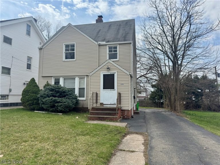 4868 88th Street, Garfield Heights, OH - Photo 3