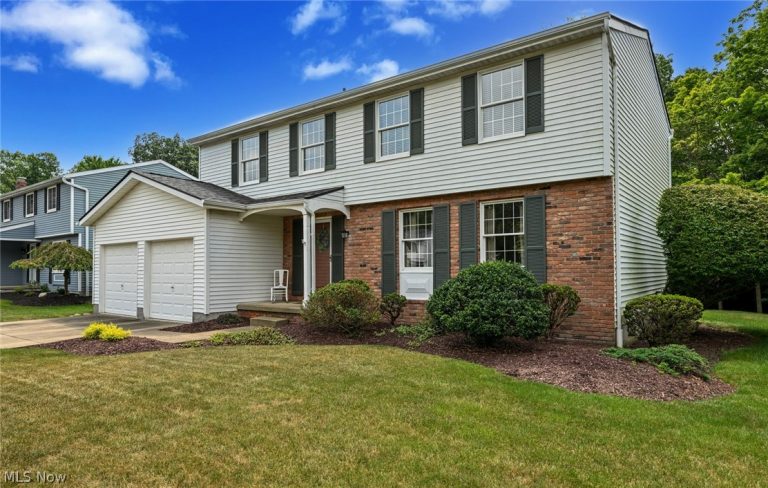 936 Smokerise Drive, Medina, OH - Photo 3