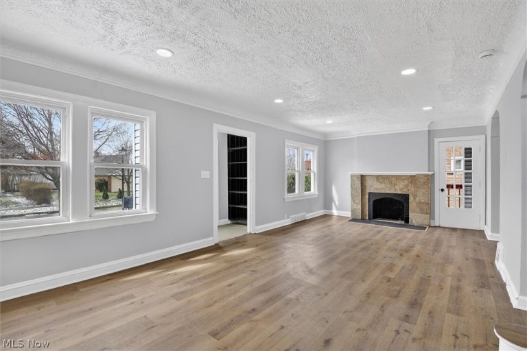 231 210th Street, Euclid, OH - Photo 8