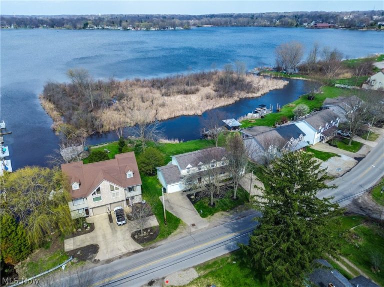 2325 Lakeside Drive, Lakemore, OH - Photo 5