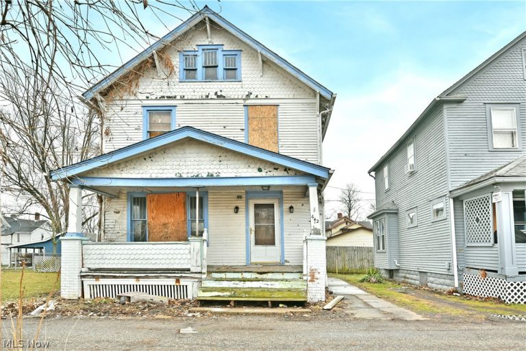 642 St Clair Avenue, Warren, OH, 44483