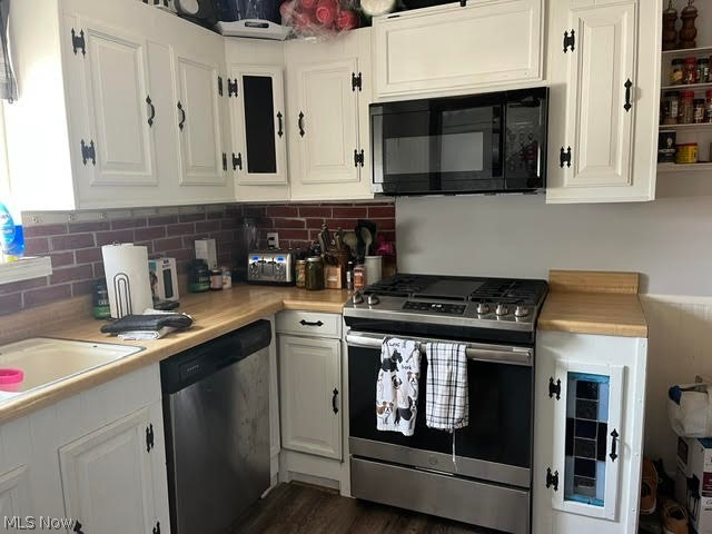 14730 Orchard Park Avenue, Cleveland, OH - Photo 4