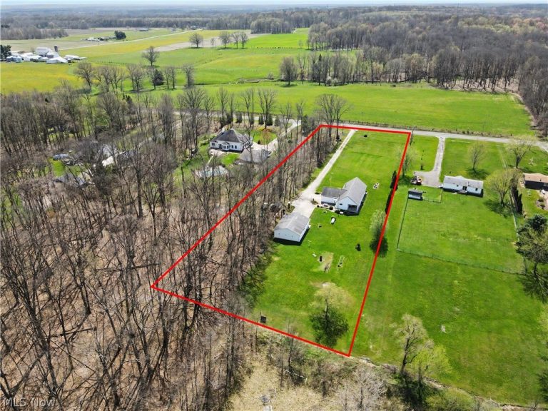 9235 Cable Line Road, Diamond, OH - Photo 8