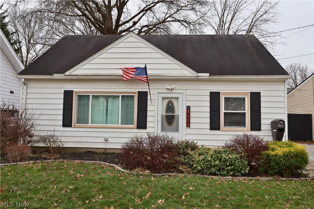 842 Grant Avenue, Cuyahoga Falls, OH