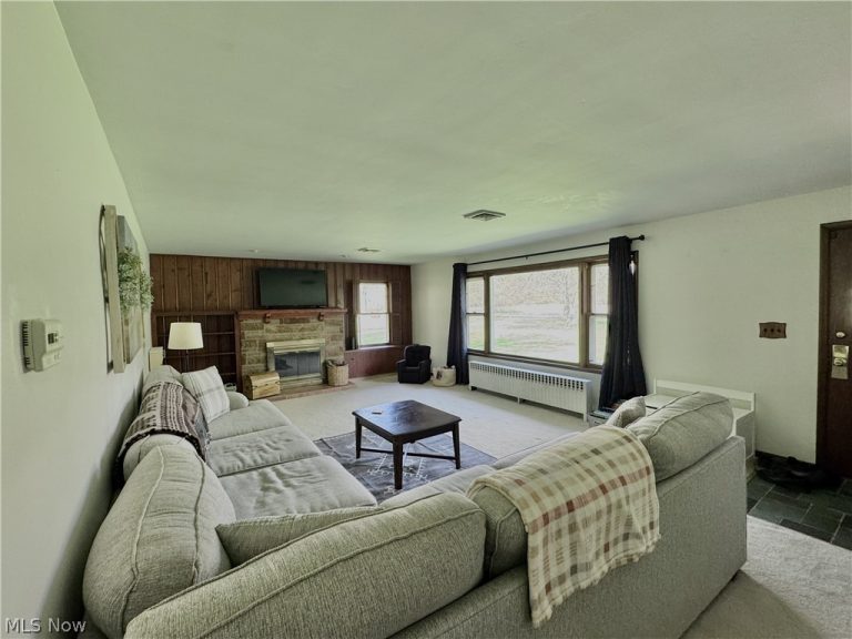 2315 Howland Wilson Road, Cortland, OH - Photo 3