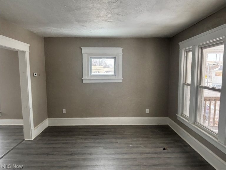 750 Brown Street, Akron, OH - Photo 5