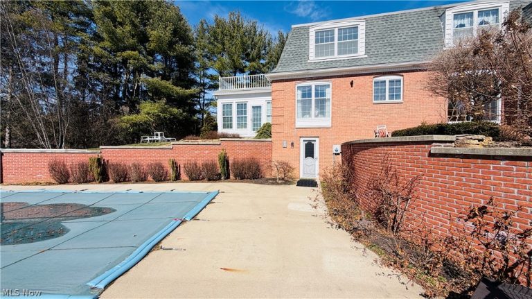 2950 Ash Meadows Boulevard, Zanesville, OH - Photo 4