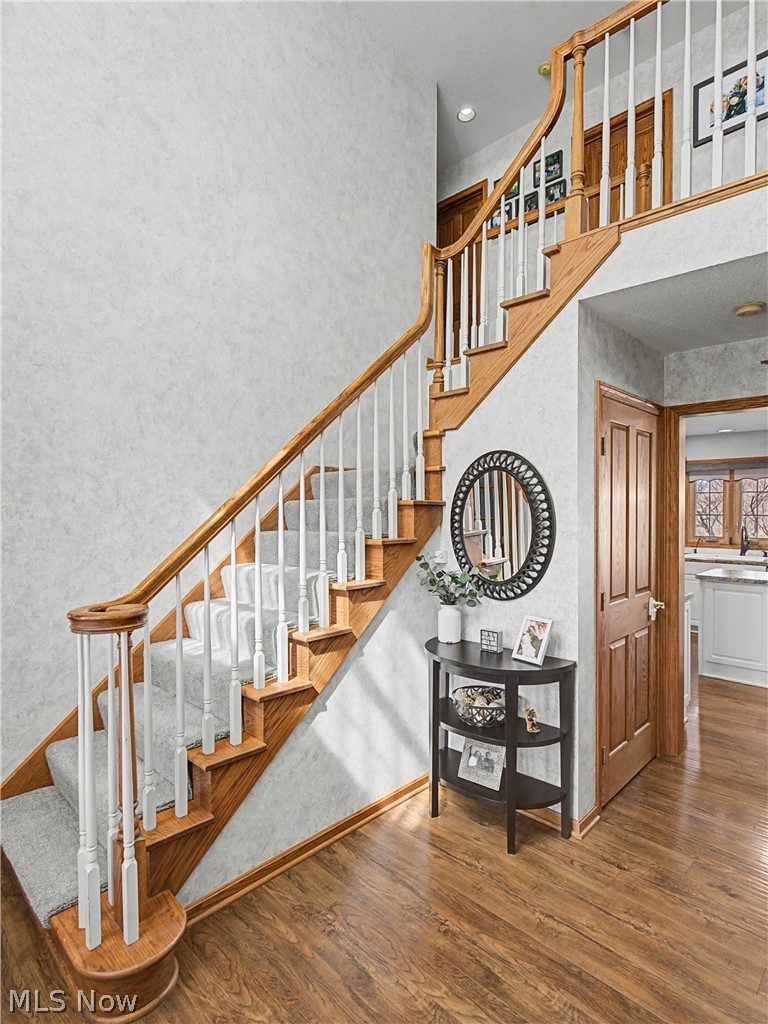 1509 New England Drive, North Canton, OH - Photo 5