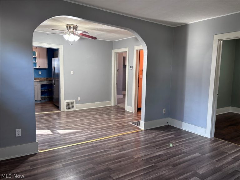 1236 Arnold Avenue, Akron, OH - Photo 4