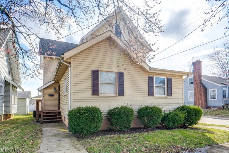 3114 2nd Street, Canton, OH - Photo 3