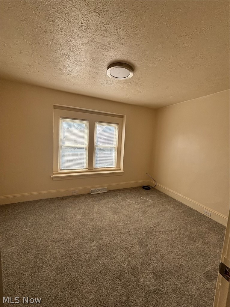 3120 Saratoga Avenue, Cleveland, OH - Photo 6