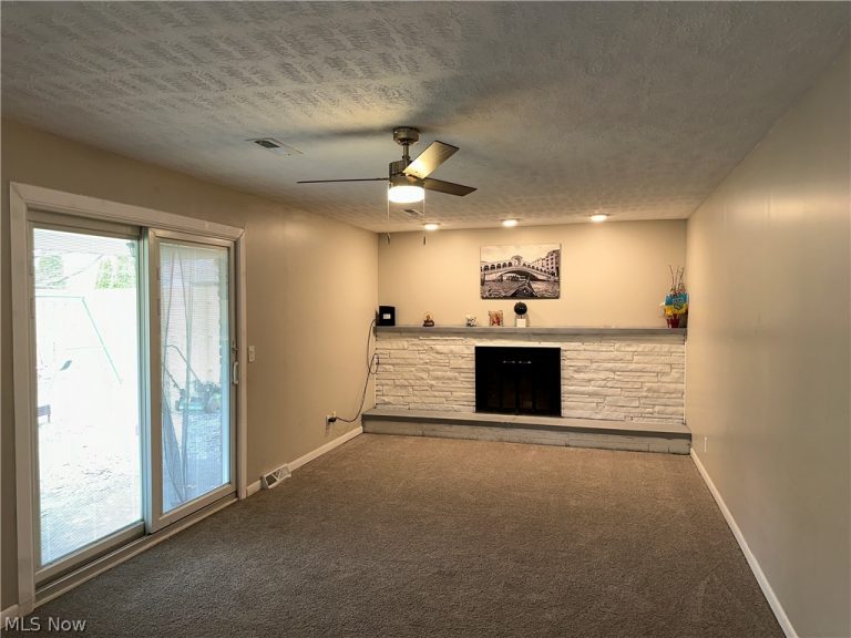 6506 Fairweather Drive, Cleveland, OH - Photo 4