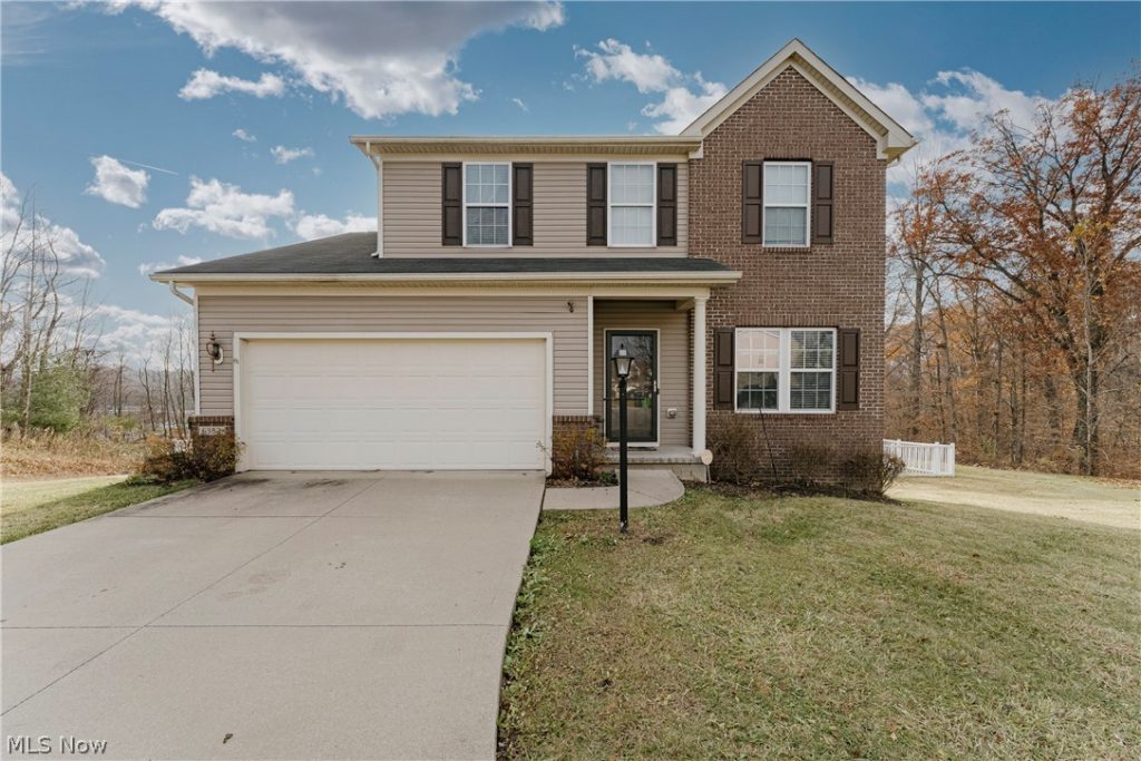 6382 Stonehaven Lane, Bedford Heights, OH