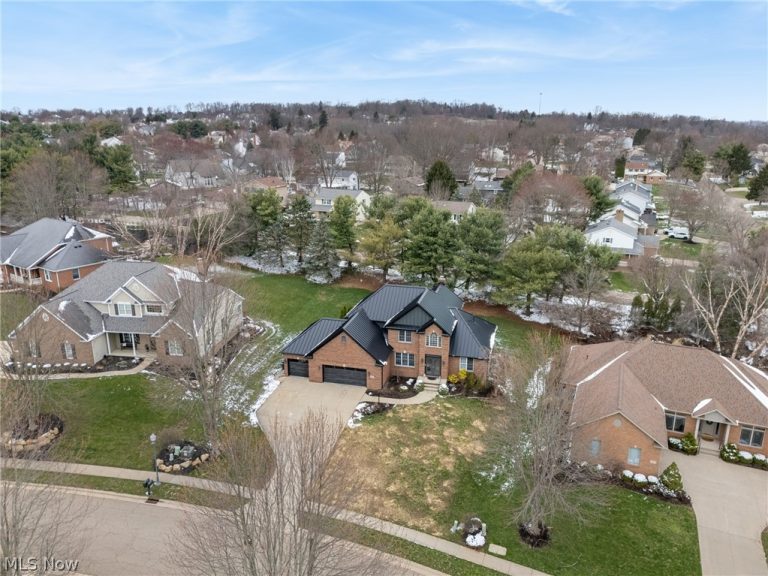 2287 McGinty Road, North Canton, OH - Photo 4