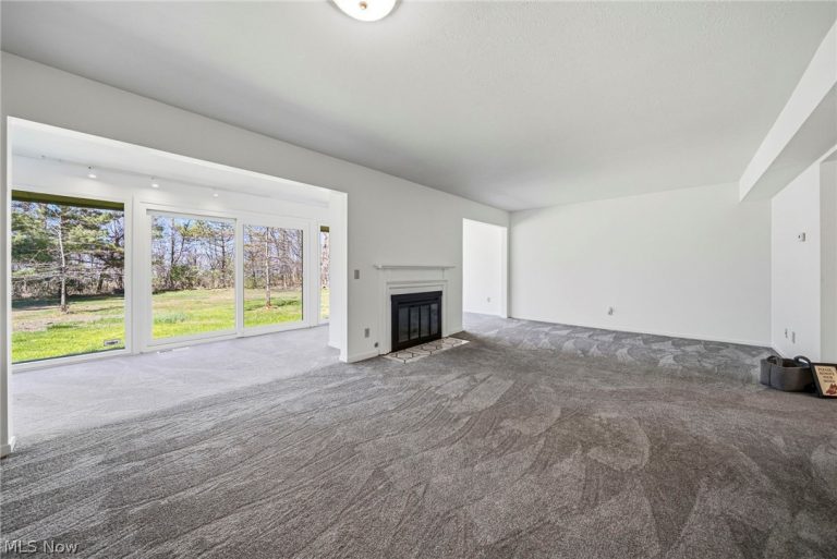 210 Teal Trace #210, Mayfield Heights, OH - Photo 8