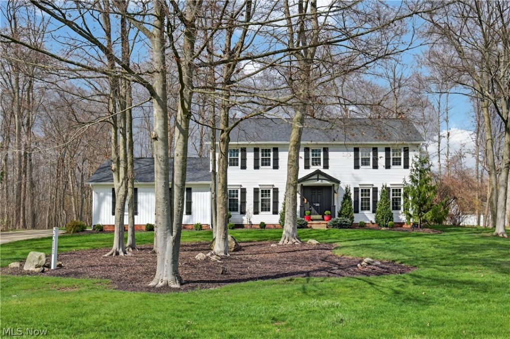 2211 Jesse Drive, Hudson, OH