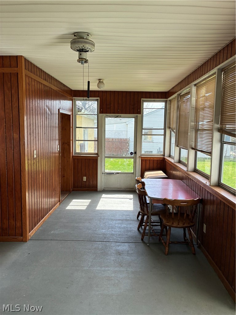 331 Wood Avenue, Niles, OH - Photo 2