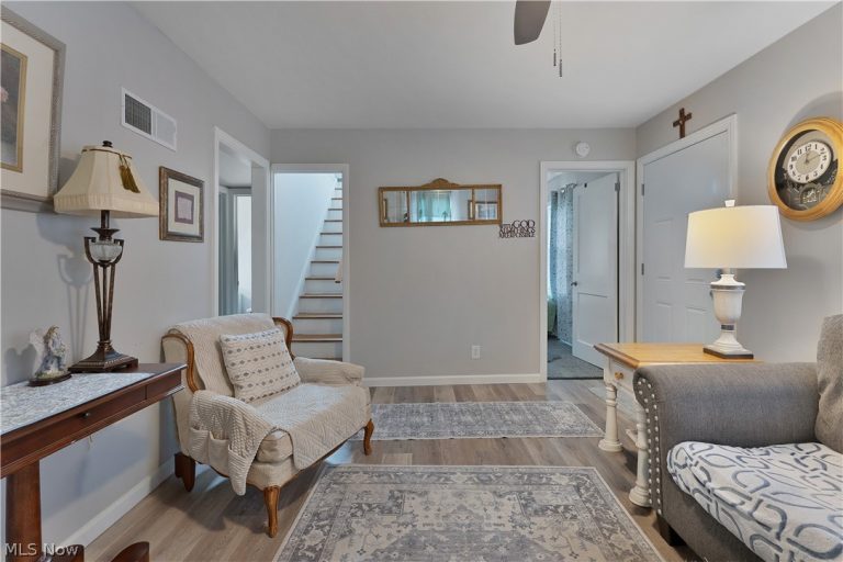 415 Glenellen Avenue, Youngstown, OH - Photo 6