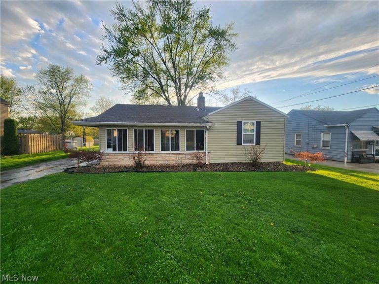 7352 Westview Drive, Youngstown, OH, 44512