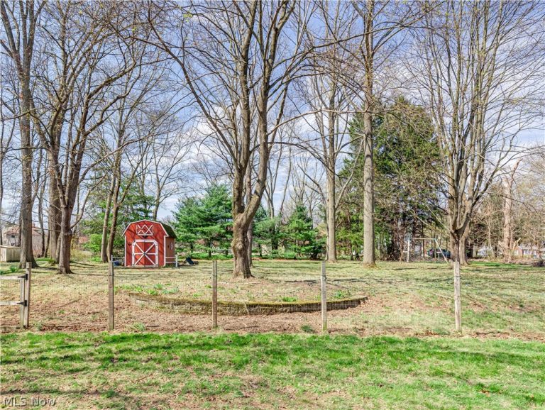 3550 Williamson Road, Stow, OH - Photo 3