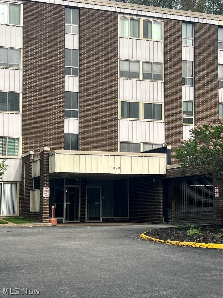 3070 Kent Road #401D, Stow, OH, 44224