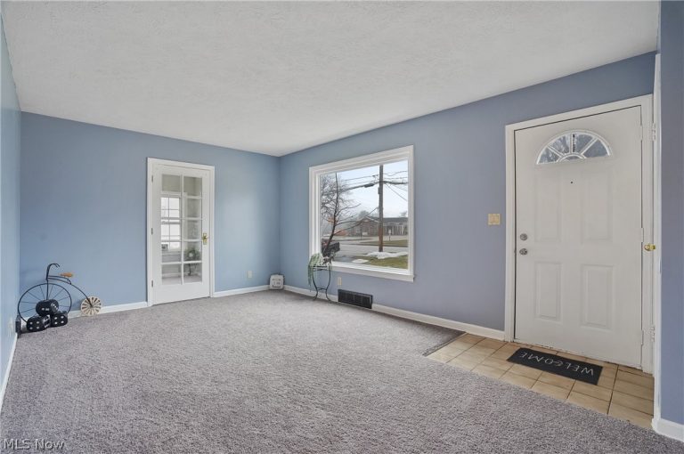 410 Beryl Drive, Kent, OH - Photo 3