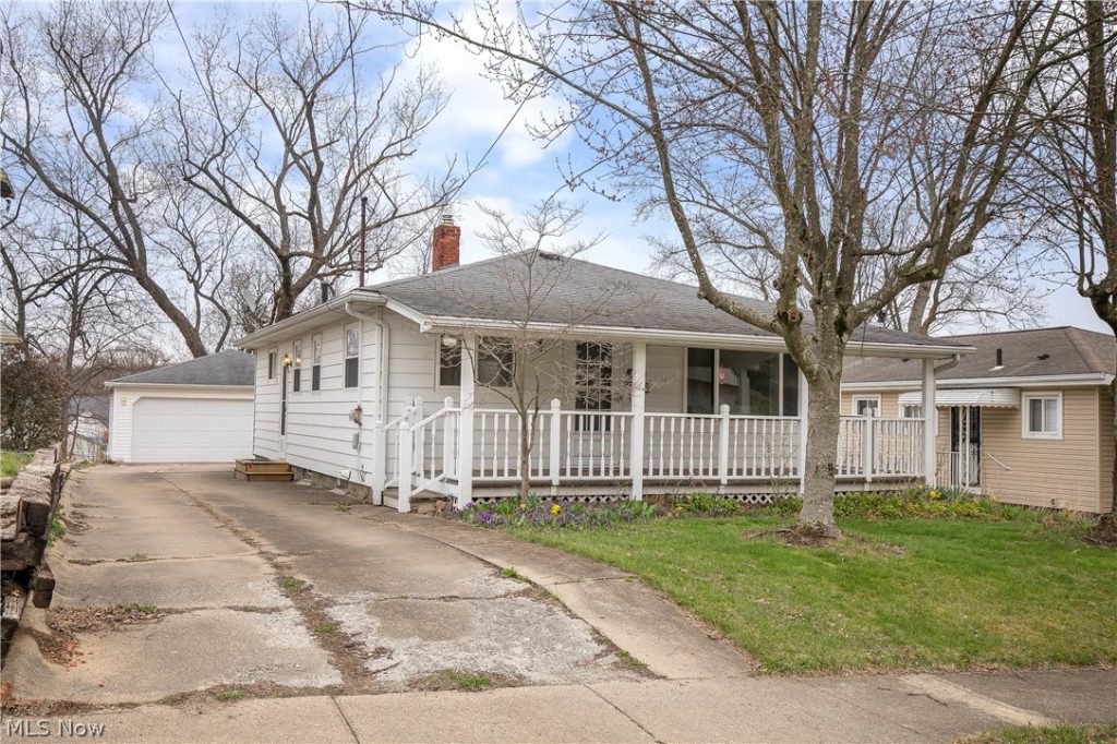 401 Moody Street, Akron, OH
