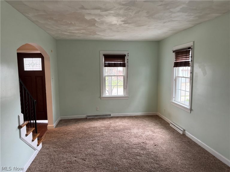 719 Jeanette Avenue, Steubenville, OH - Photo 5