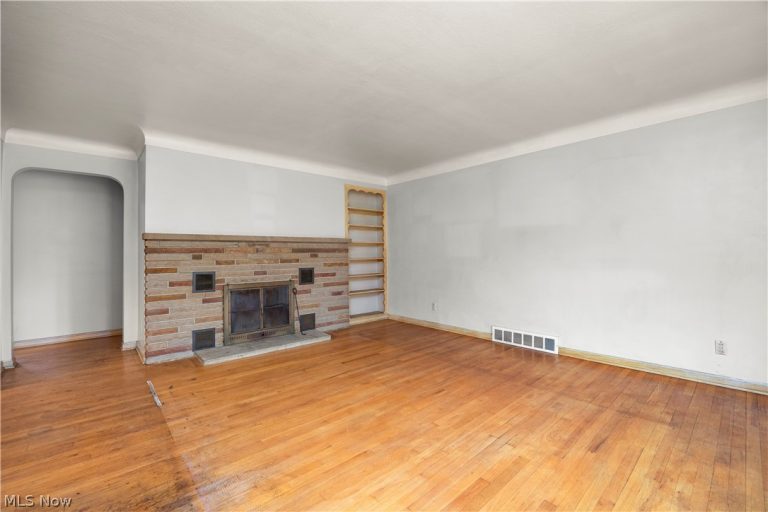 289 Richmond Rd., Richmond Heights, OH - Photo 4