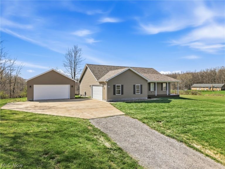 3766 Pothour Wheeler Road, Hubbard, OH, 44425