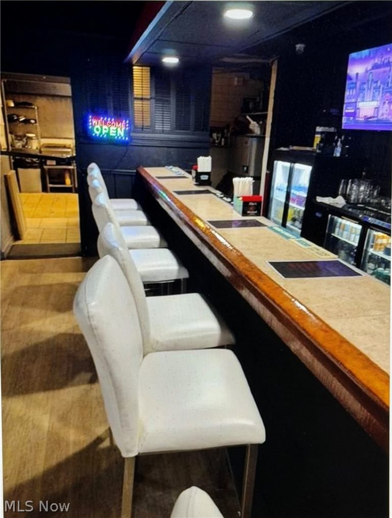 561 Seiberling Street, Akron, OH - Photo 3