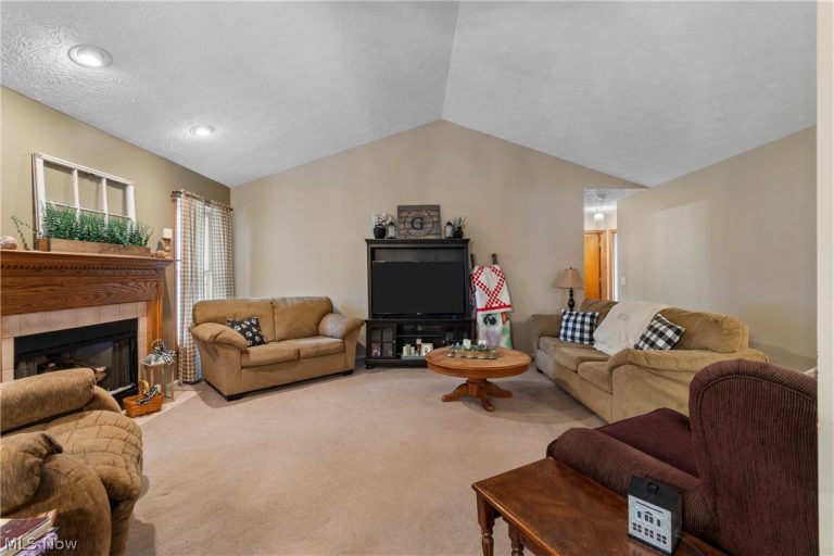 2187 Old Elm Street, Canton, OH - Photo 4