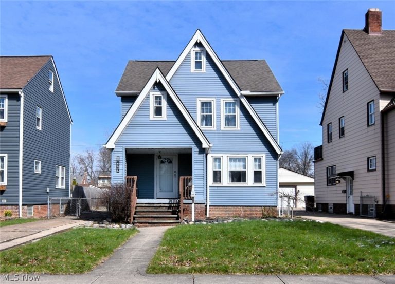 16412 Elsienna Avenue, Cleveland, OH, 44135