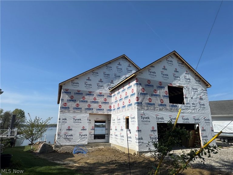 1296 River Road, Lake Milton, OH - Photo 3