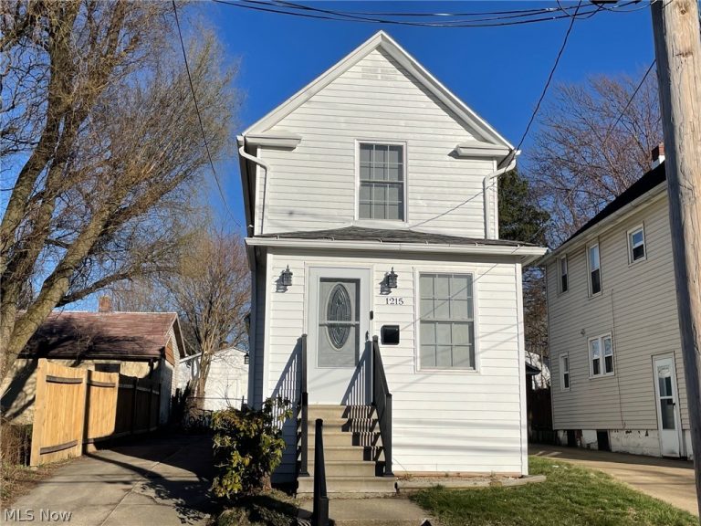 1215 Sherman Street, Akron, OH, 44301