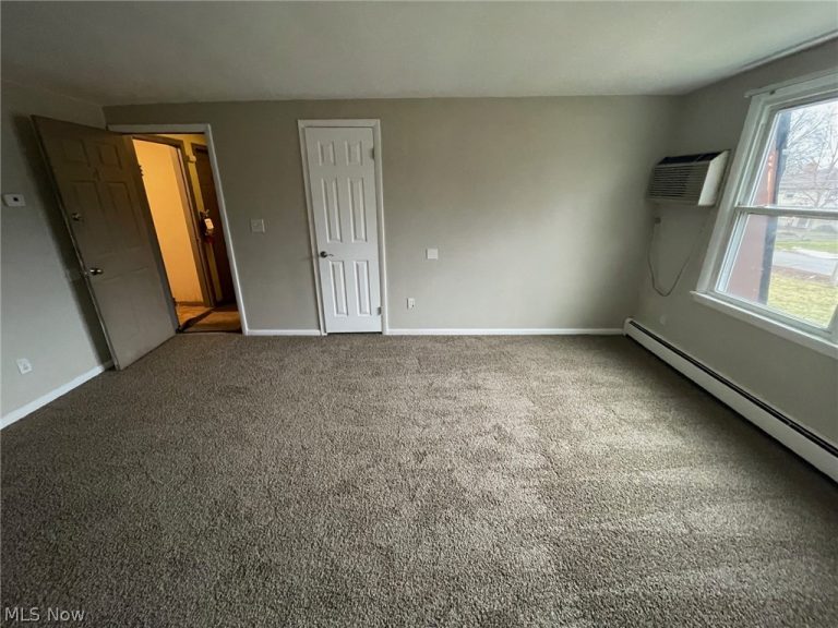 5029 Aravesta Avenue #4, Boardman, OH - Photo 6