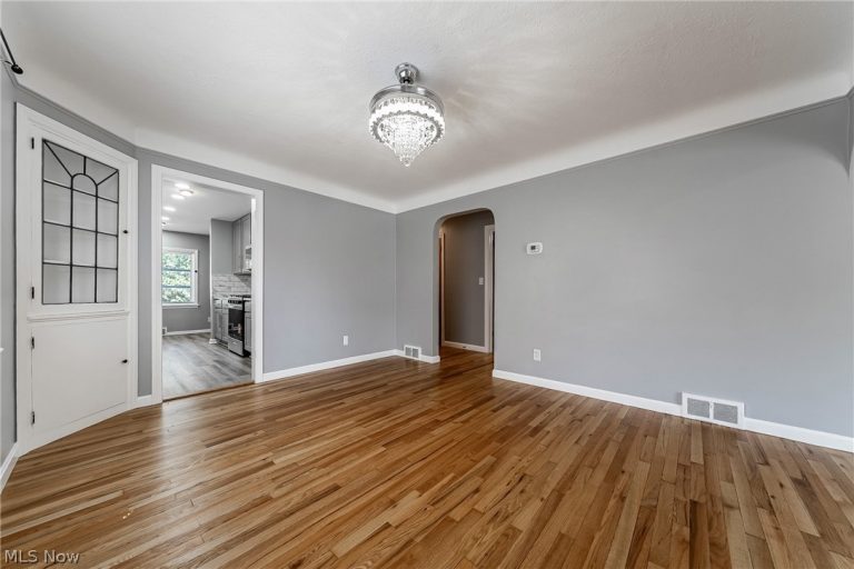 1384 Argonne Road, South Euclid, OH - Photo 4