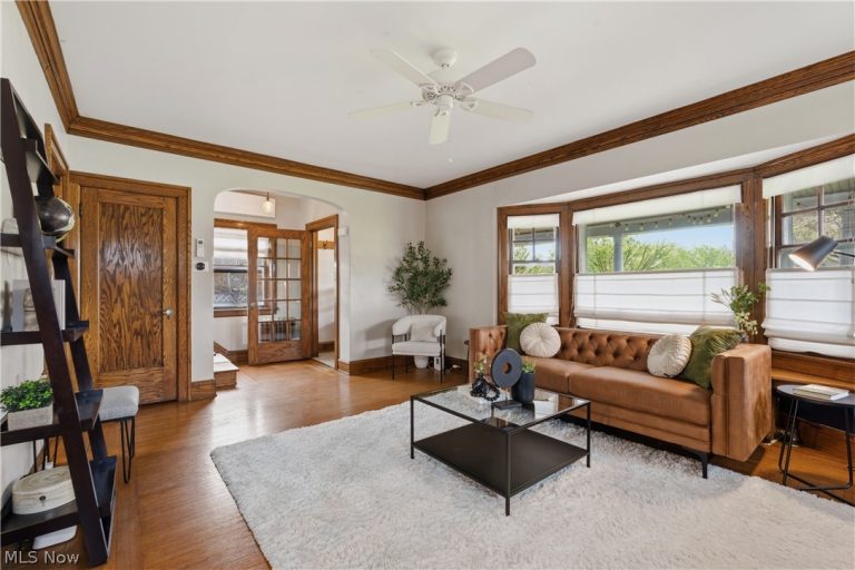 17212 Hilliard Road, Lakewood, OH - Photo 5