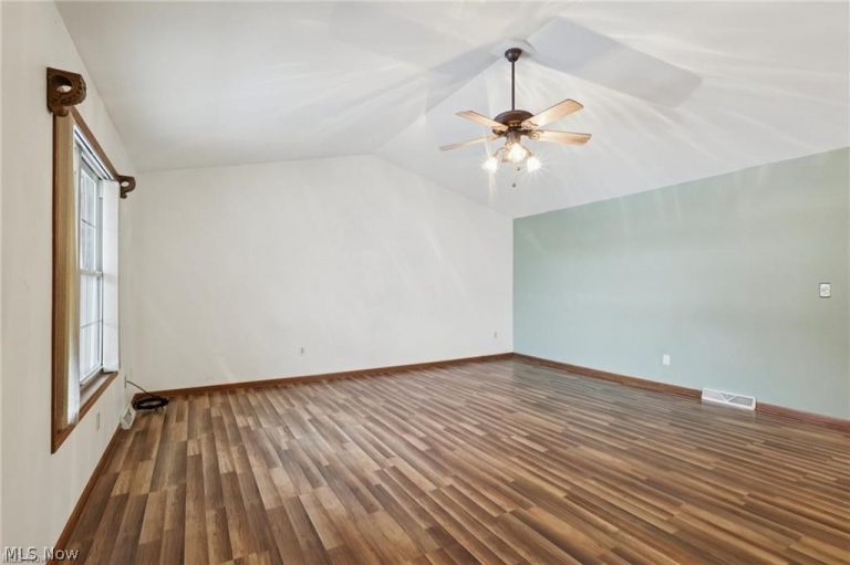 6695 Clingan Road #32, Poland, OH - Photo 4