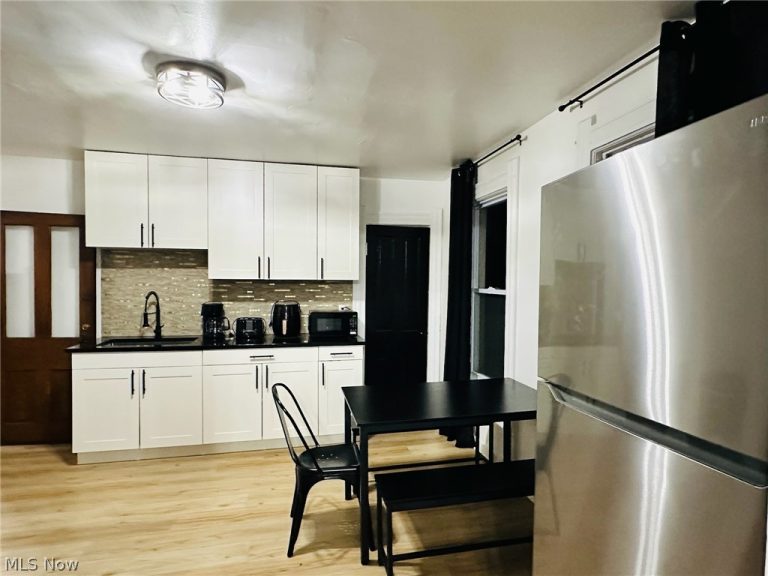 1419 47th Street #UP, Cleveland, OH - Photo 5