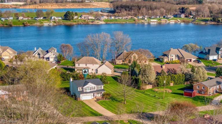 5242 Aster Avenue, Canton, OH - Photo 4