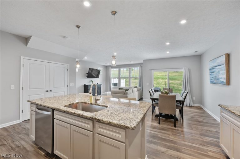885 Dipper Lane #1, Aurora, OH - Photo 8