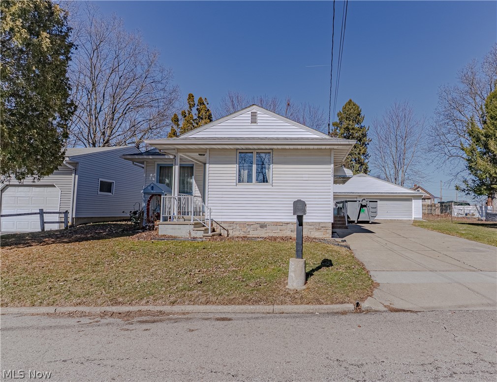 2306 Cherry Hill Avenue, Youngstown, OH