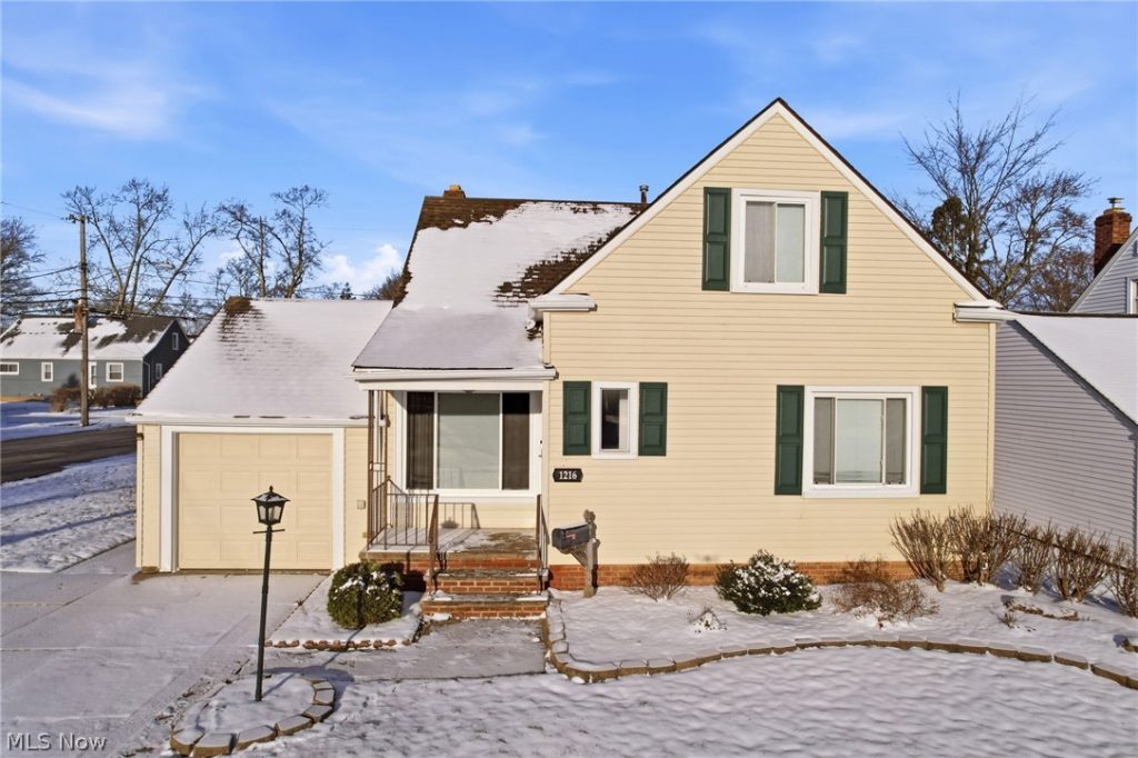 1216 Miner Road, Mayfield Heights, OH