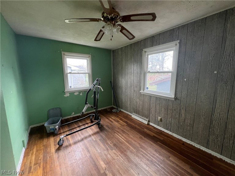 2580 Swiss Avenue, Canton, OH - Photo 6